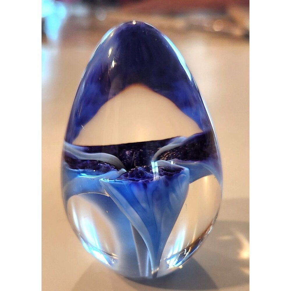 Handcrafted GES 05 Blue Glass Paperweight Egg With Floral Design